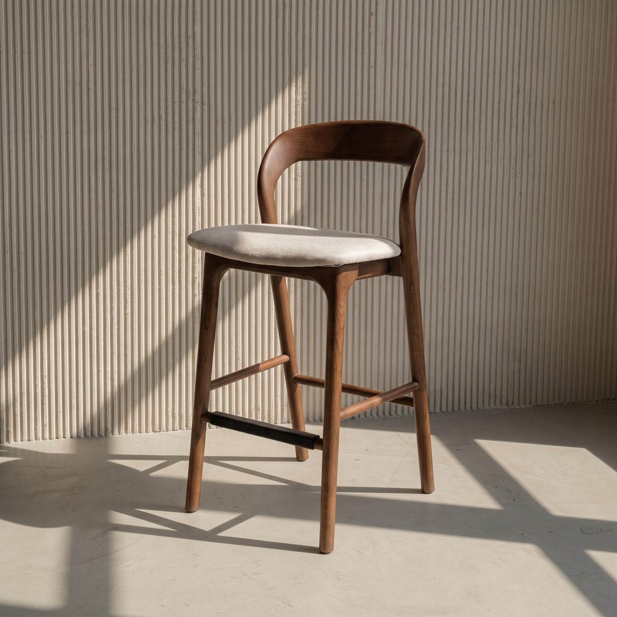 Rotondo Counter Stool - Walnut
