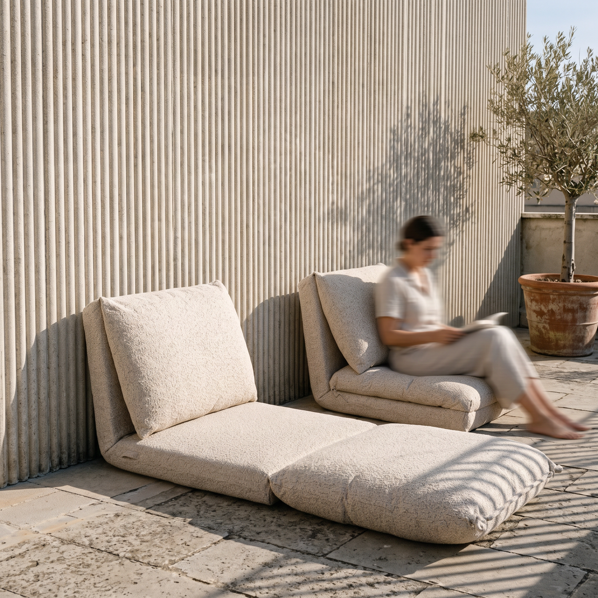 Loreto Outdoor Lounge Chair