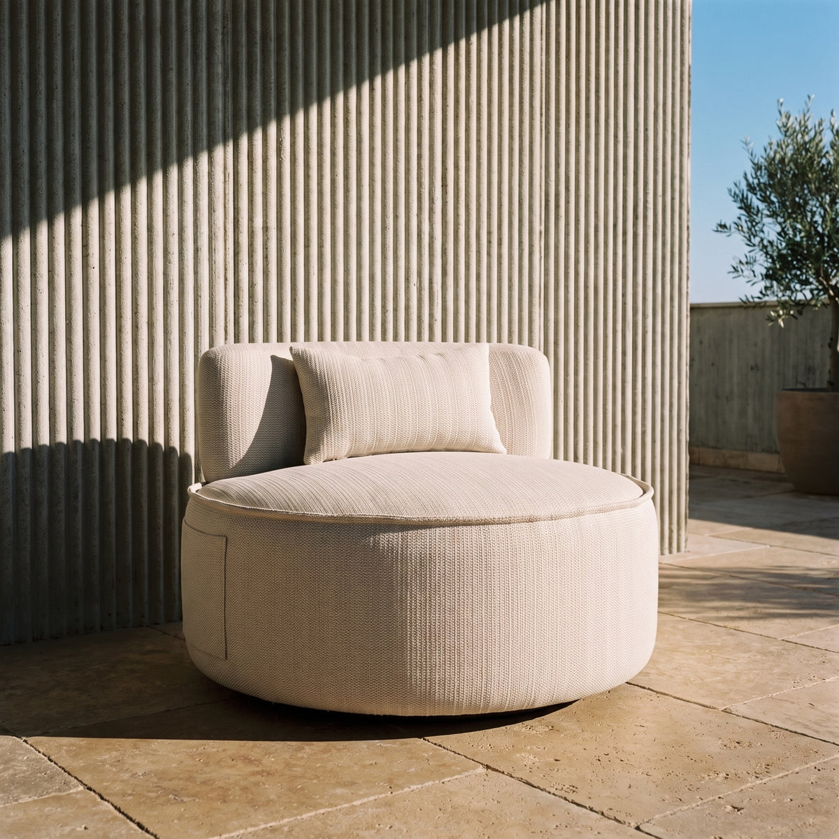 Covadonga Outdoor Turning Lounge Chair