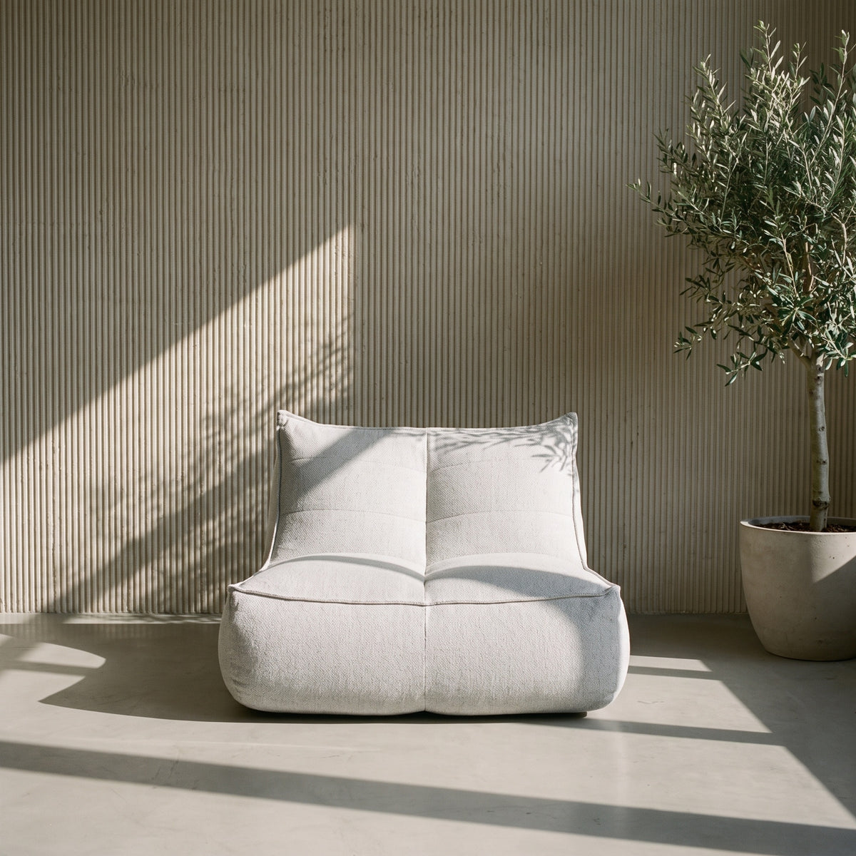 Medu Outdoor Lounge Chair